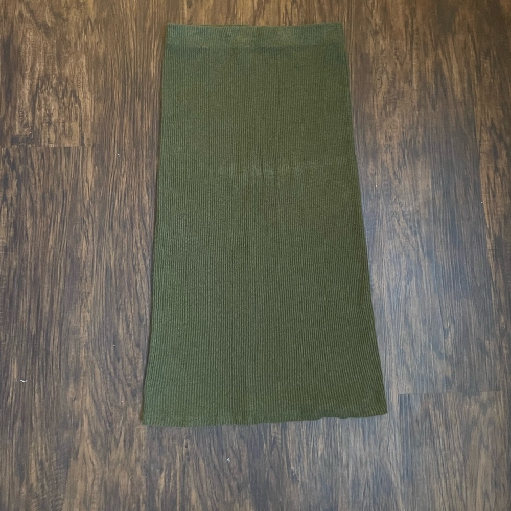 Bobeau Skirt. Green. Size S.